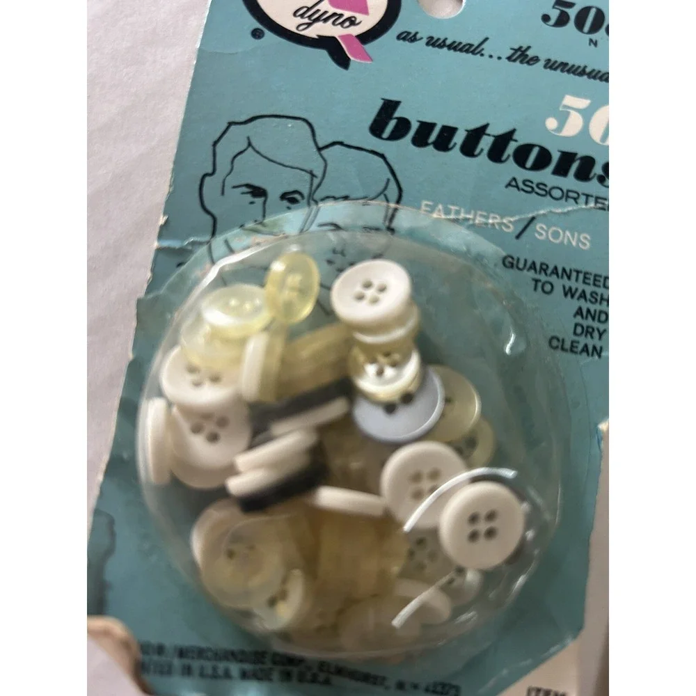 Dyno Merchandise Corp Vintage Buttons For Fathers & Sons Lot Of 3‎ Packs USA NY